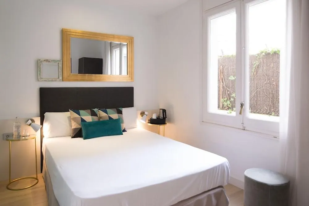 *** Bed & Breakfast Lemar By Aspasios Barcelona Spain
