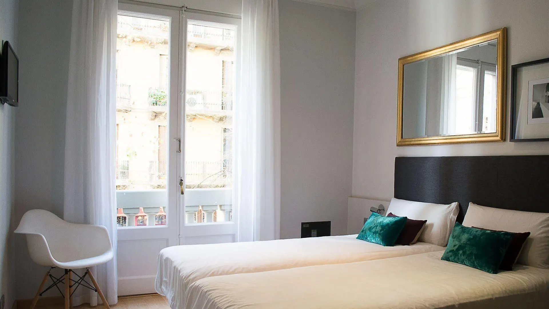 *** Bed & Breakfast Lemar By Aspasios Barcelona Spain